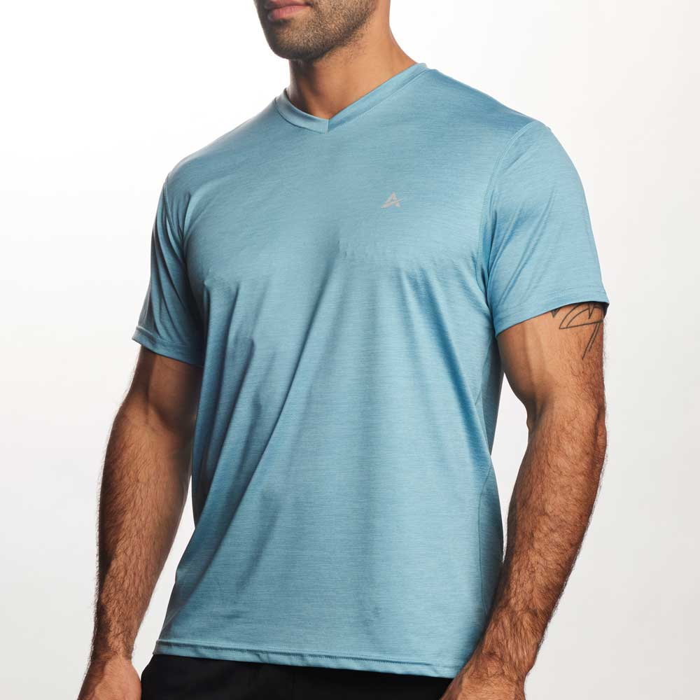 T-shirt rafraîchissant col V homme — Fini le t-shirt qui colle