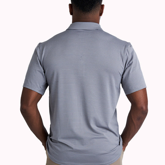 Polo rafraîchissant homme — L'élégance qui ne transpire pas
