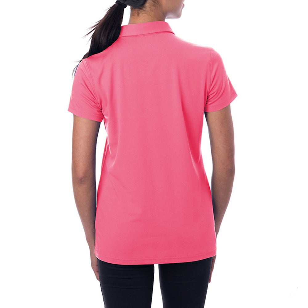 Polo rafraîchissant femme — Look propre, peau au frais