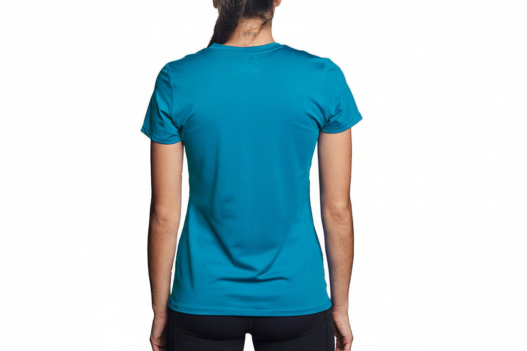 T-shirt rafraîchissant col V femme — La chaleur ne gagne plus