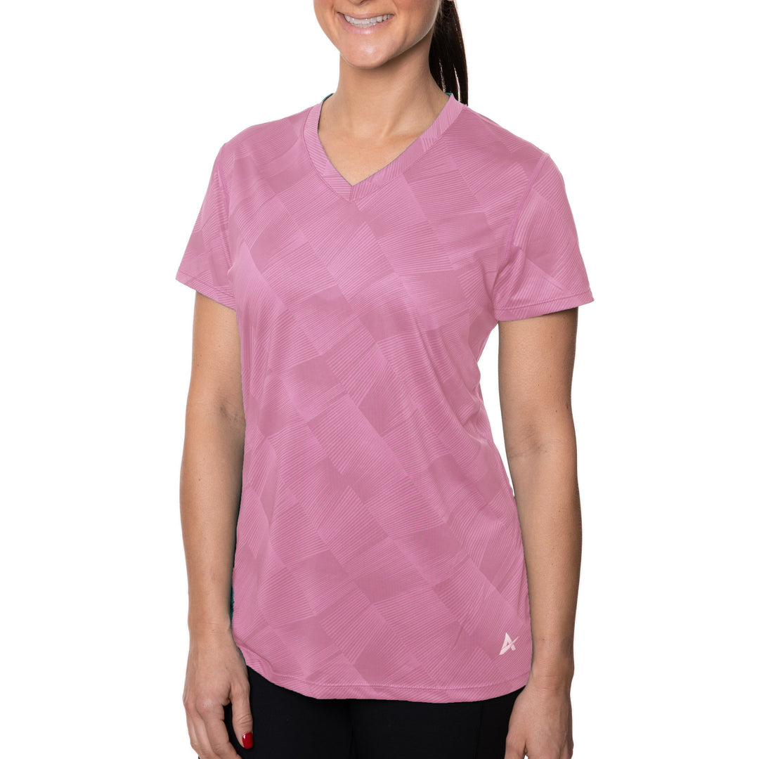 T-shirt rafraîchissant col V femme — La chaleur ne gagne plus