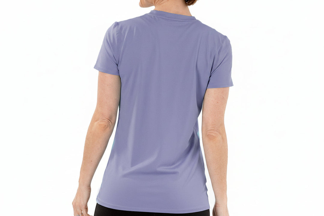 T-shirt rafraîchissant col V femme — La chaleur ne gagne plus