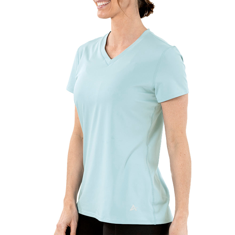 T-shirt rafraîchissant col V femme — La chaleur ne gagne plus