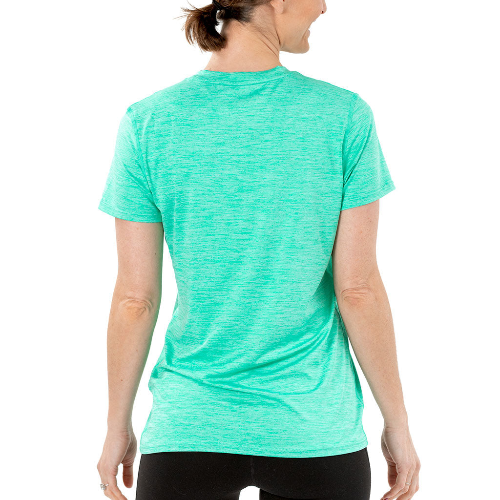T-shirt rafraîchissant col V femme — La chaleur ne gagne plus