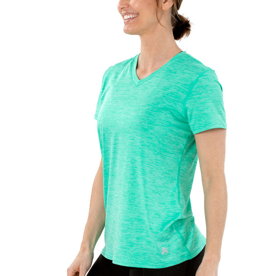 T-shirt rafraîchissant col V femme — La chaleur ne gagne plus