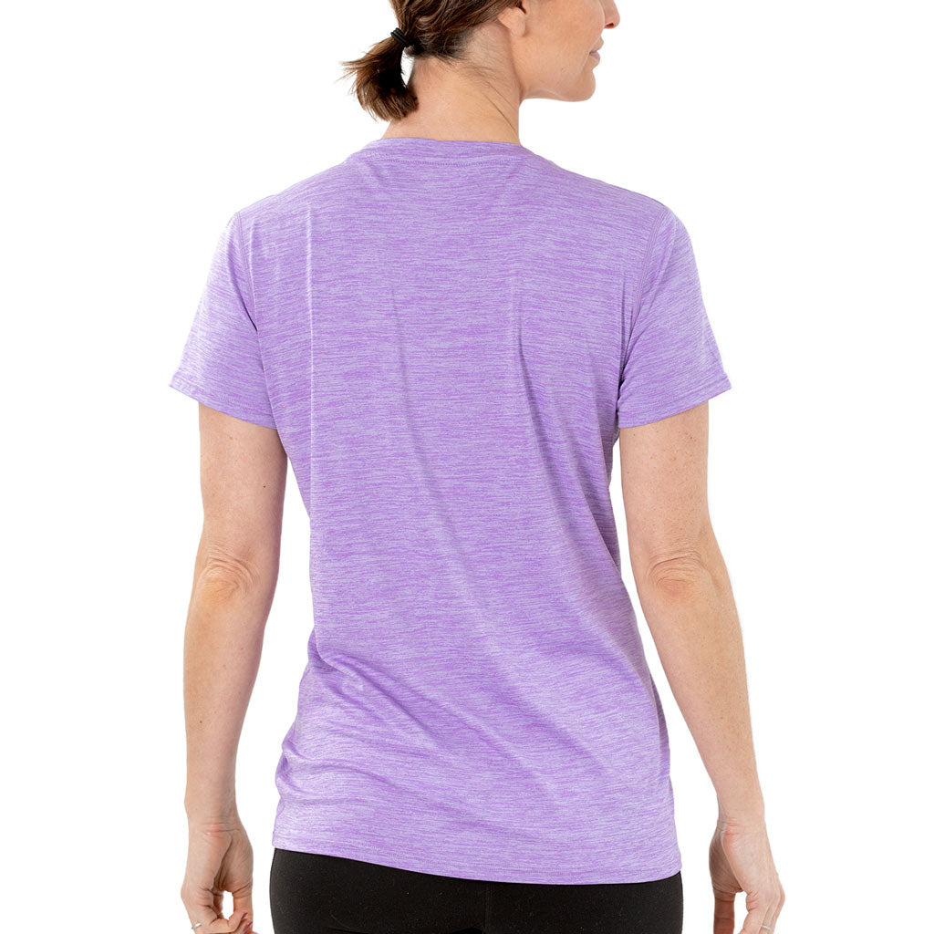 T-shirt rafraîchissant col V femme — La chaleur ne gagne plus