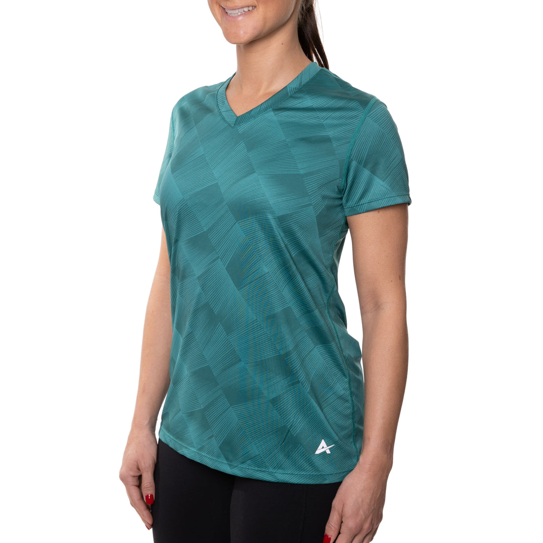 T-shirt rafraîchissant col V femme — La chaleur ne gagne plus