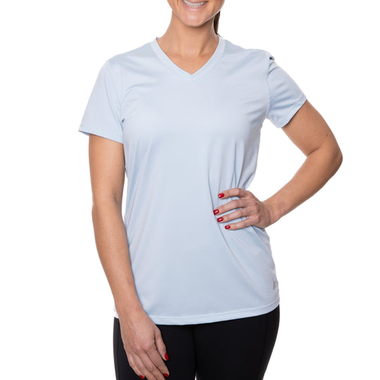 T-shirt rafraîchissant col V femme — La chaleur ne gagne plus